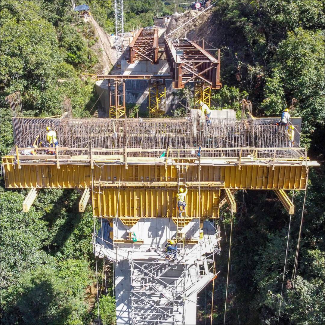 Self Spanning Cladding PLATE GIRDER (Self-Spanning) | EFCO Forms