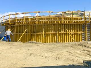 Formwork Liners Used on Wall Formwork System | Retaining Wall Formwork