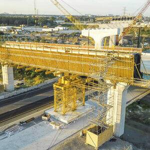 Self-Spanning Formwork for Inverted Tee Pier Caps | Column & Cap Formwork