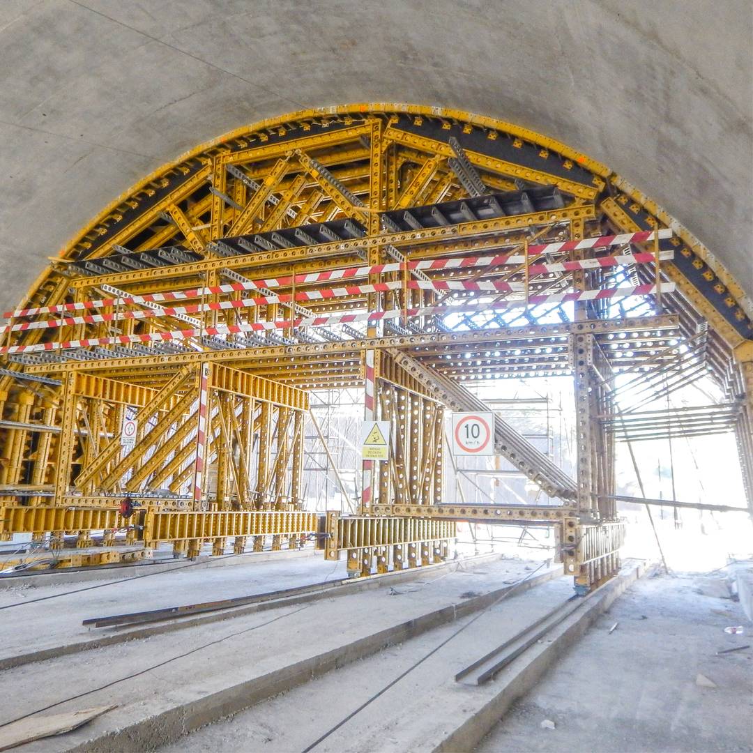 Circular Formwork System | REDI-RADIUS | Concrete Tunnel
