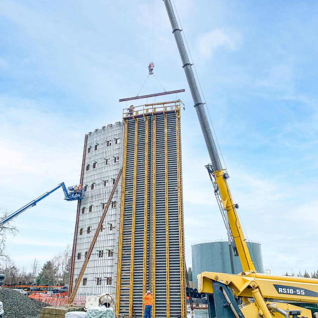 High Pour Rate for Tall Walls | EFCO formwork