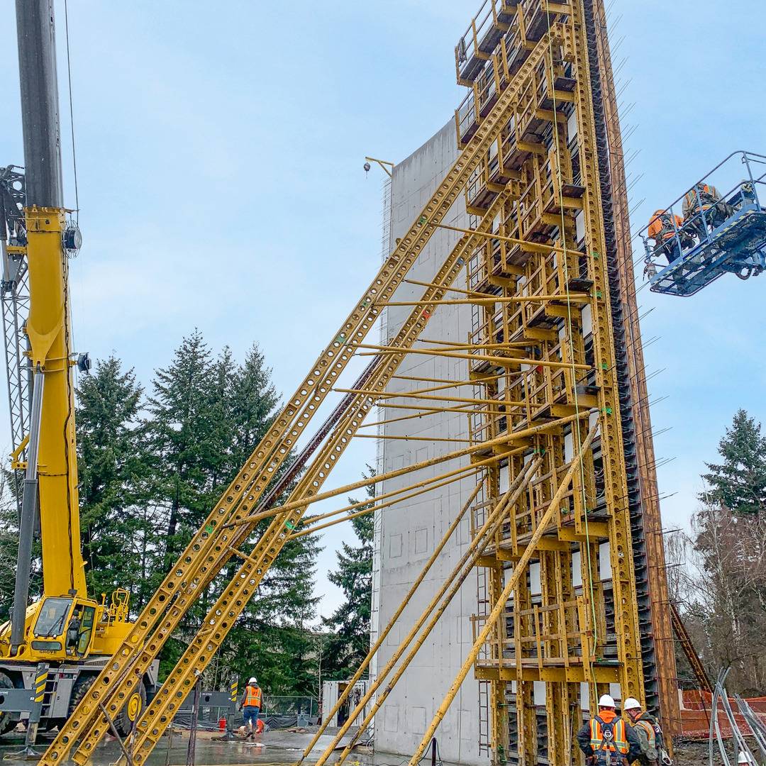 High Pour Rate for Tall Walls | EFCO formwork