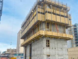 POWER TOWER - Self-climbing formwork