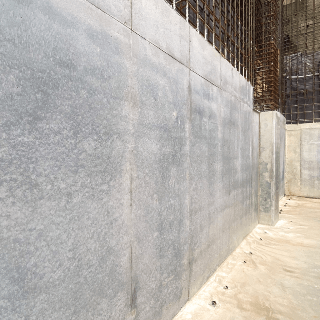 Every detail of the formwork translates directly into the final appearance, making tie patterns and joint lines integral elements of the architectural design.